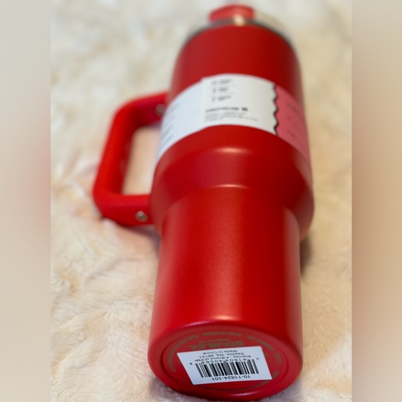 NEW Stanley Valentines Day Heart 40 oz Target Exclusive Red Tumbler - Picture 6 of 11